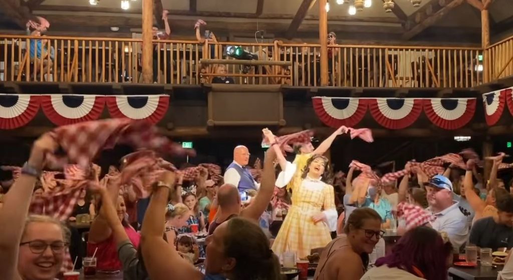 Disney Quick Service Dining Plan, Is It the Magic Ticket to Saving Time and Money? disney quick service dining plan